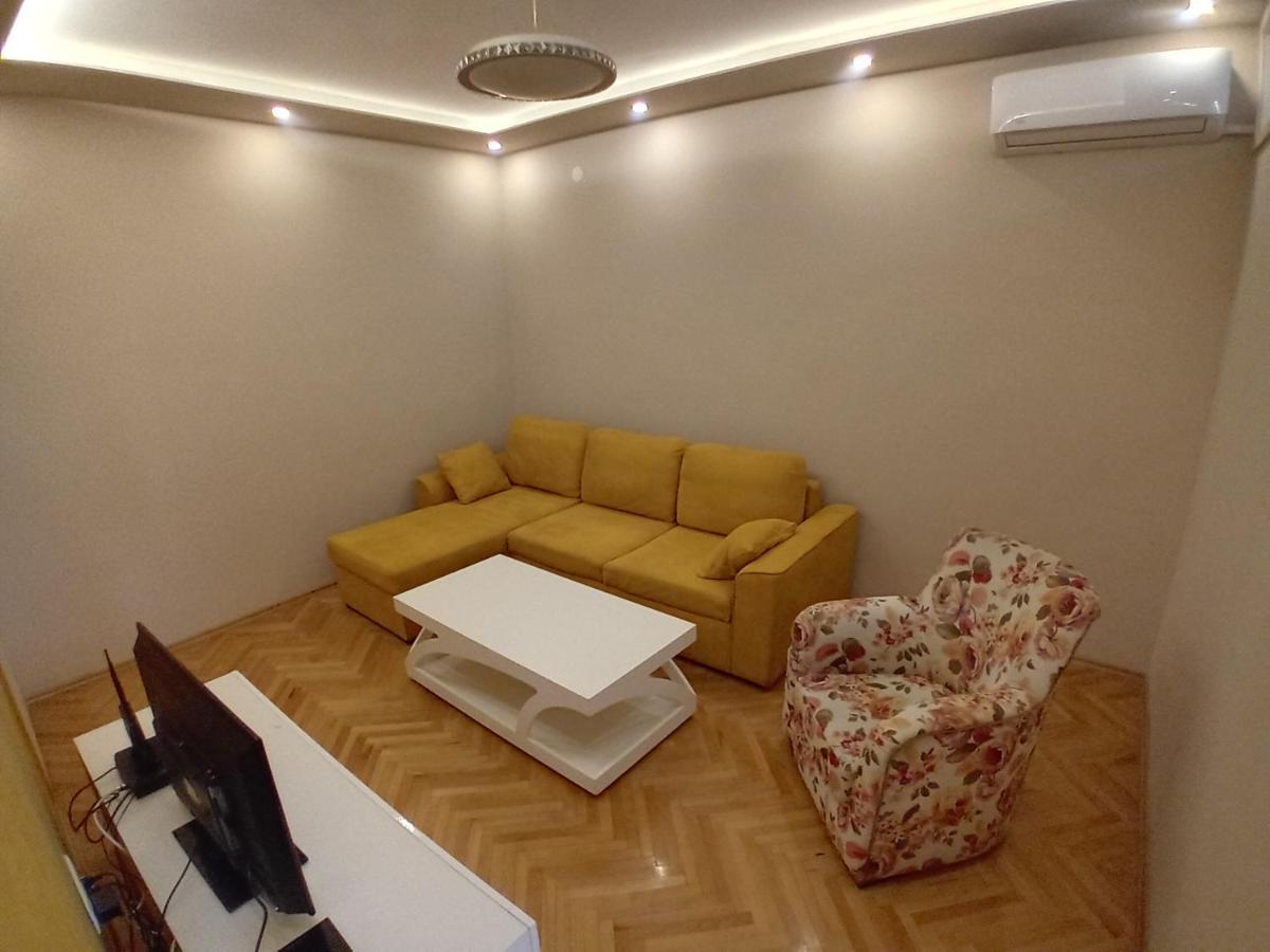Apartments Mellon 포드고리차 외부 사진